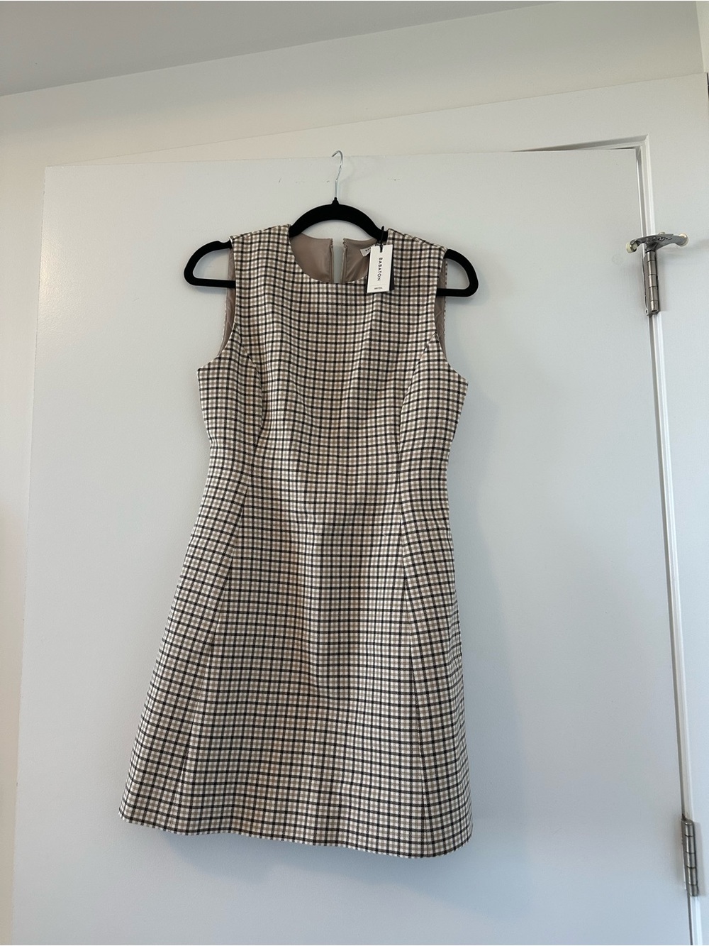 Babaton Checked Sleeveless Shift Dress - Cream & Black
